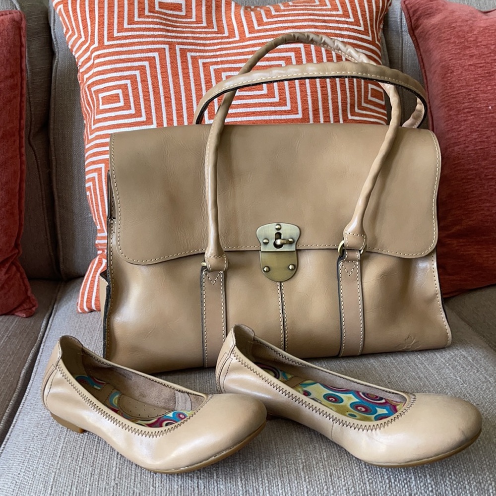 Patricia Nash Satchel - Biscuit - brass hardware